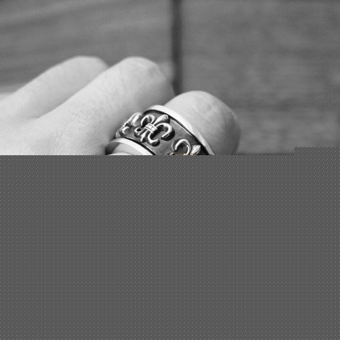 CHROME HEARTS BS FLEUR SPINNER RING