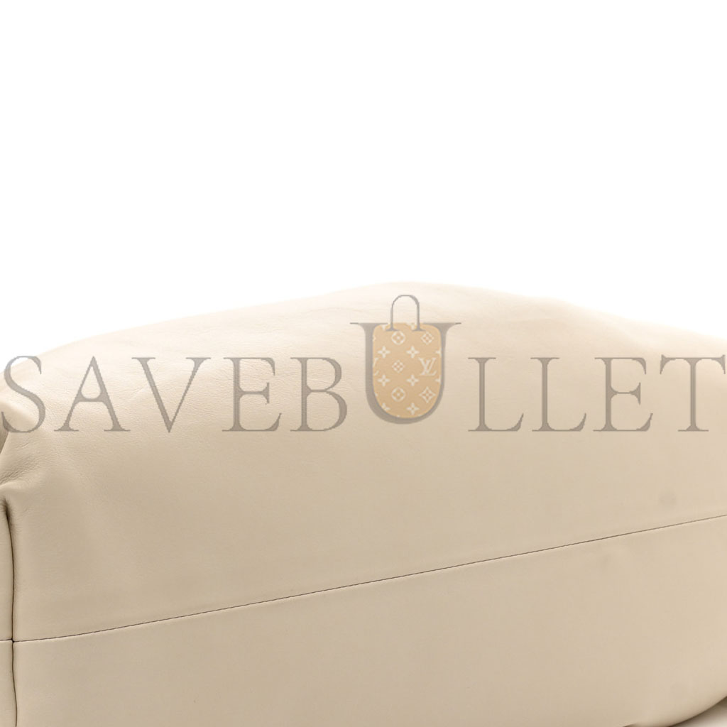 bo*te*ga Ve*ne*ta smooth butter calf the pouch oversized clutch mis (39*18*14cm)
