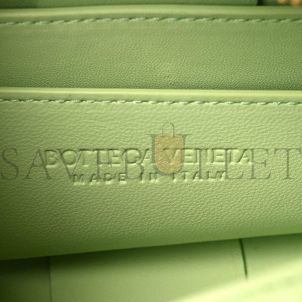 bo*te*ga Ve*ne*ta lambskin maxi intrecciato small brick cassette bag fennel  (23*10*10cm)