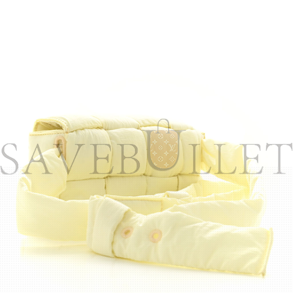 bo*te*ga Ve*ne*ta nylon intrecciato padded tech cassette belt bag zest washed (18*10*5cm)