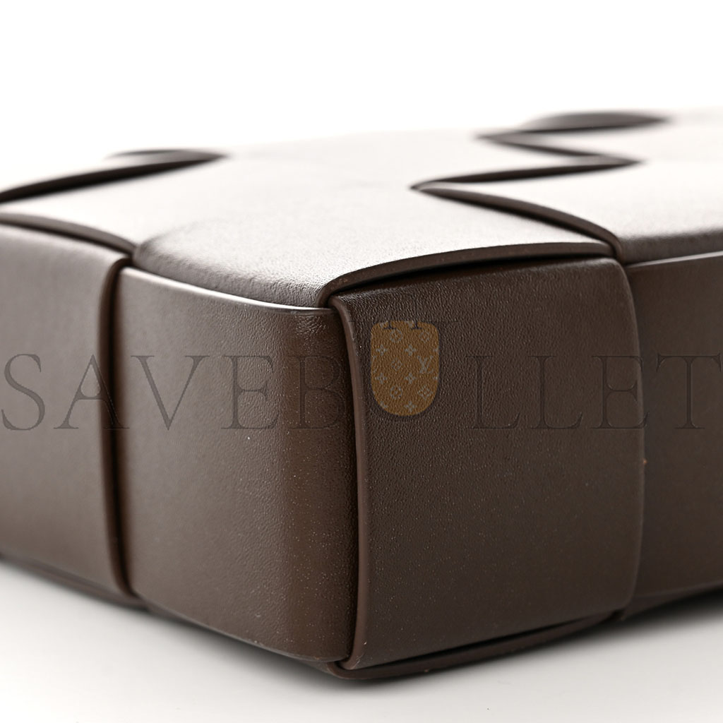 bo*te*ga ve*ne*ta lambskin maxi intrecciato mini Nor*h south cassette tote light brown (24*14*5cm)