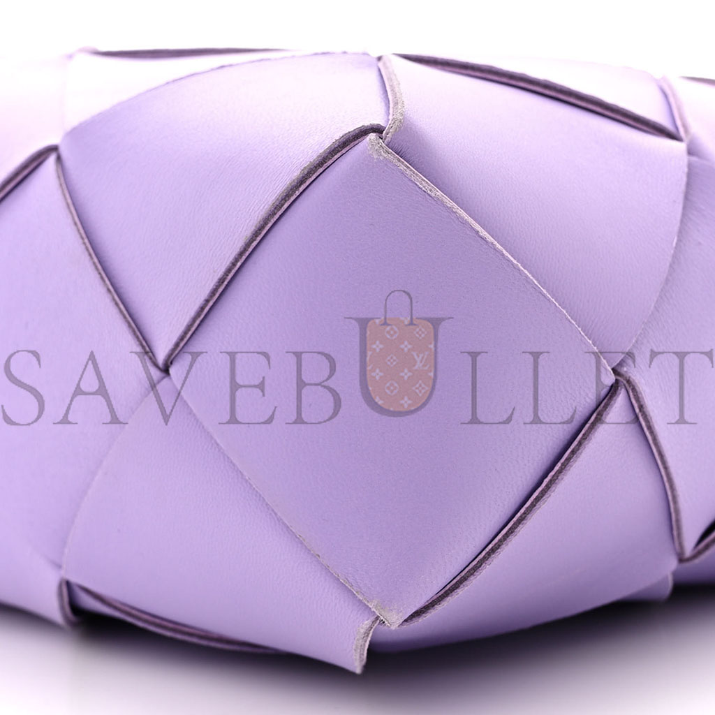 bo*te*ga Ve*ne*ta lambskin maxi intrecciato small cassette camera bag wisteria  (22*14*7cm)