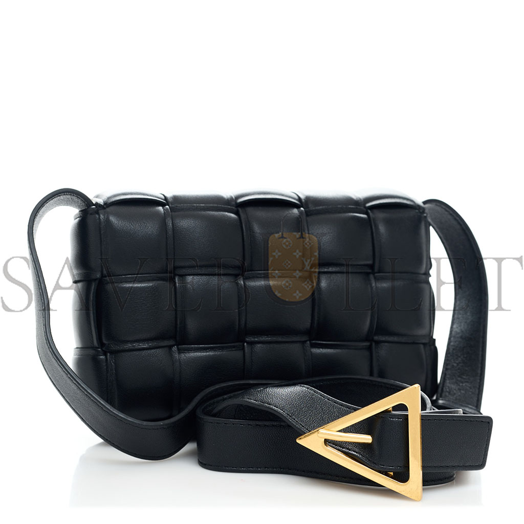 bo*te*ga Ve*ne*ta nappa maxi intrecciato small padded cassette crossbody bag black  (19*12*5cm)