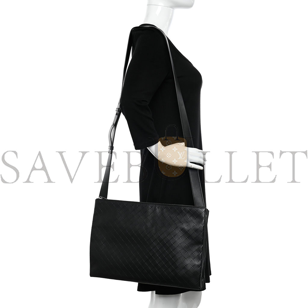 bo*te*ga Ve*ne*ta intrecciato embossed triple zip messenger bag black  (38*25*3cm)
