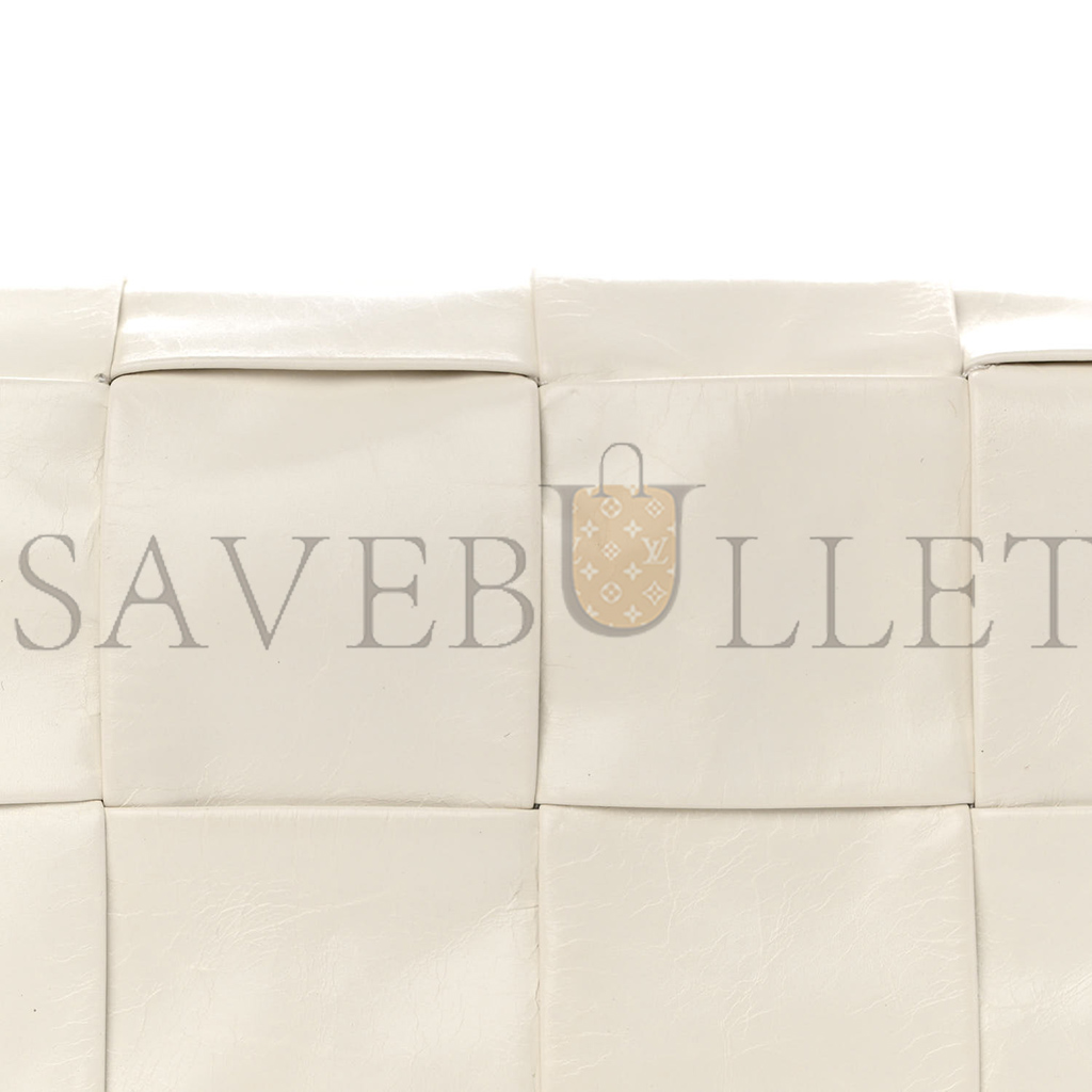 bo*te*ga Ve*ne*ta paper calfskin intrecciato cassette belt bag white  (18*10*4cm)
