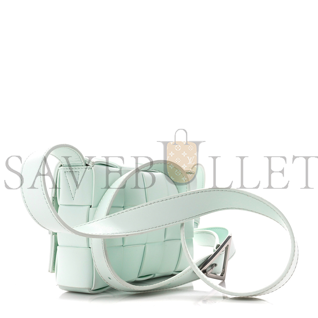 bo*te*ga Ve*ne*ta lambskin maxi intrecciato cassette crossbody bag glacier  (19*12*4cm)