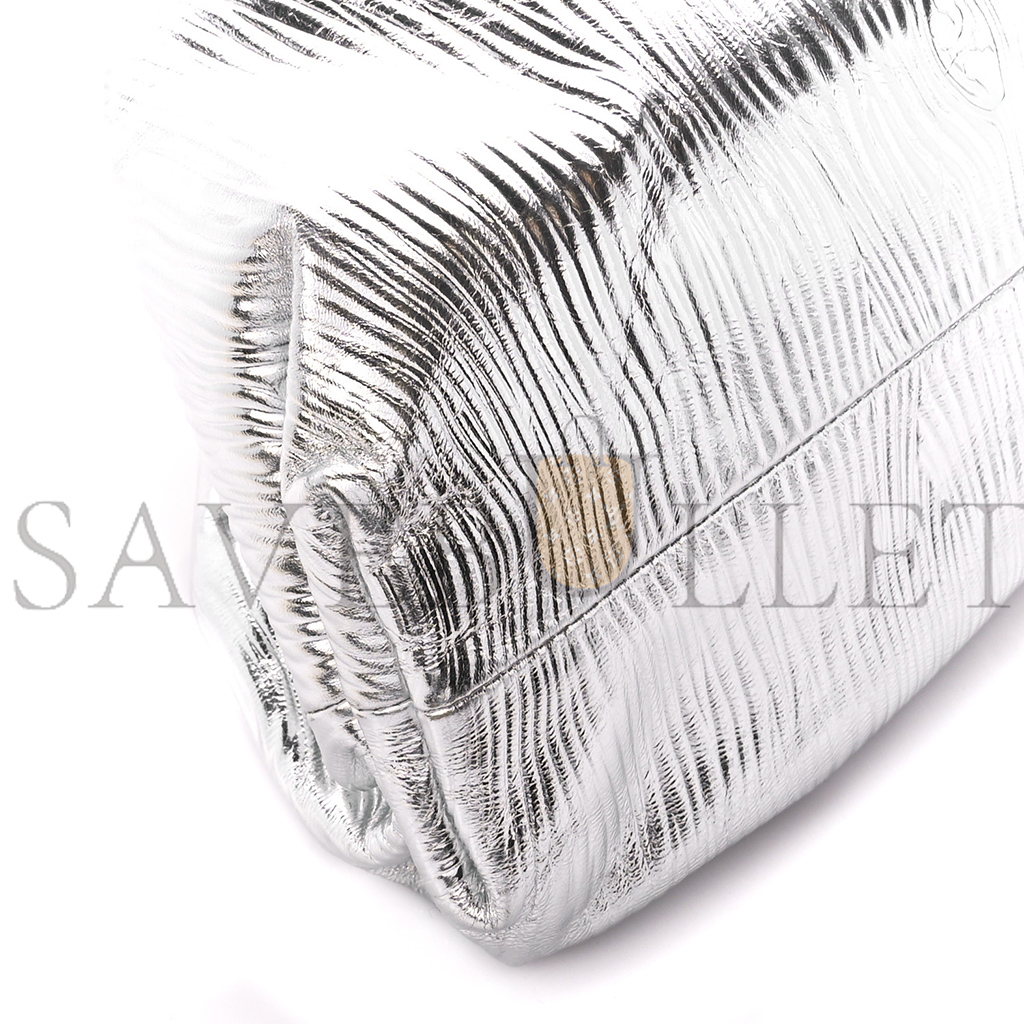 bo*te*ga Ve*ne*ta metallic bark calfskin embossed the pouch oversized clutch silver  (37*19*12cm)