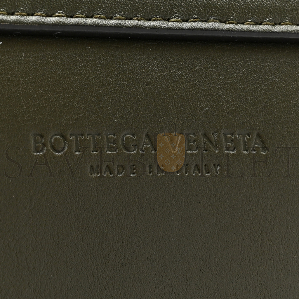 bo*te*ga Ve*ne*ta lambskin maxi intrecciato messenger bag  (23*15*6cm)