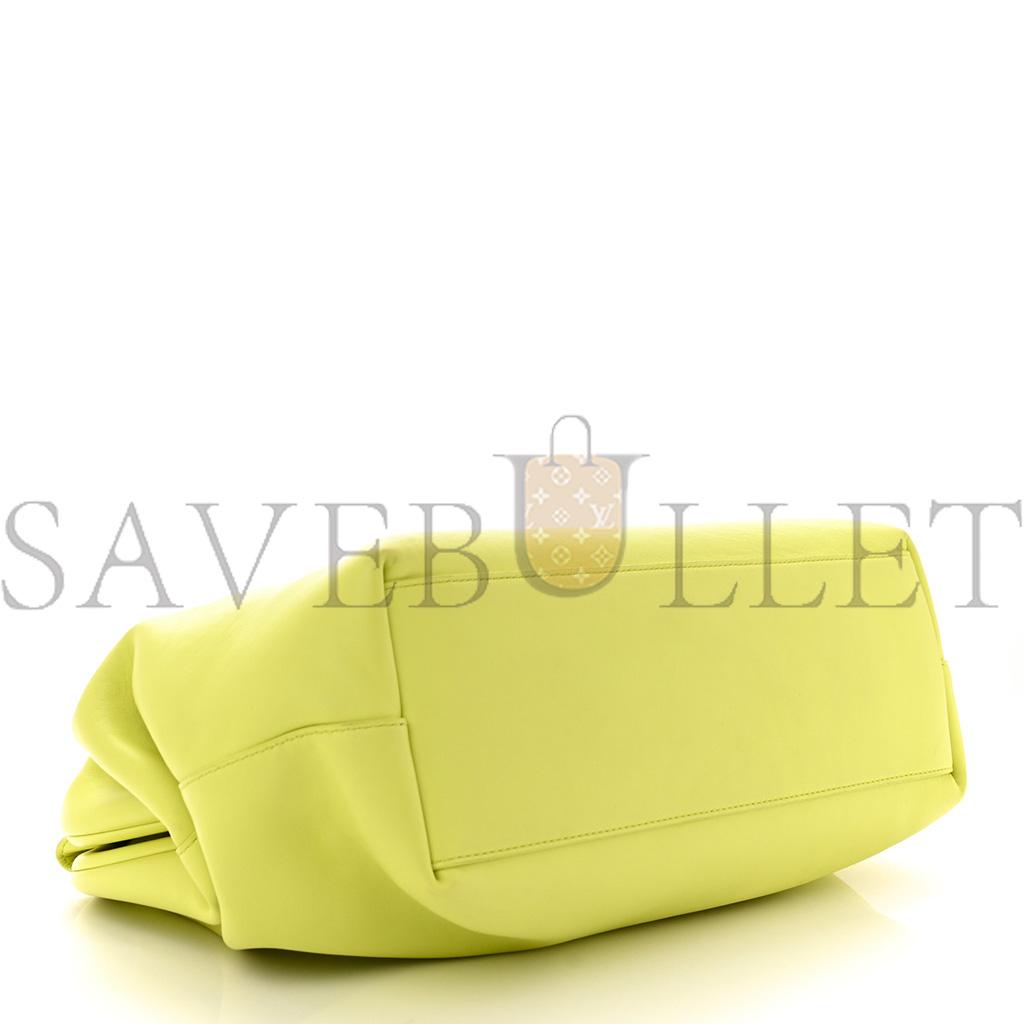 bo*te*ga Ve*ne*ta calfskin medium the point triangle bag seagrass  (32*23*11cm)