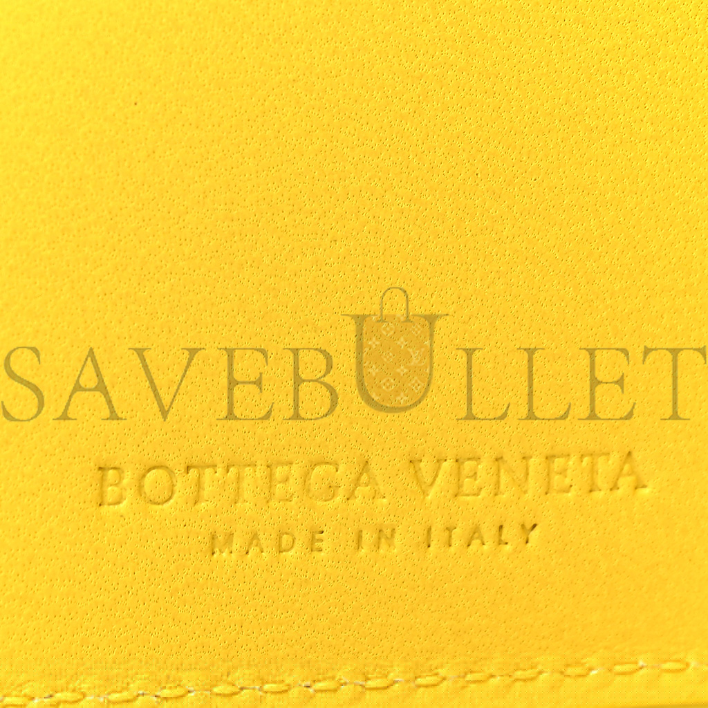 bo*te*ga Ve*ne*ta nappa maxi intrecciato bi fold wallet buttercup  (11*10*2cm)