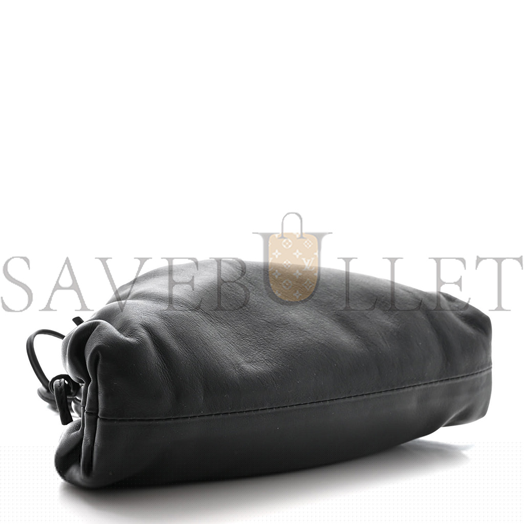 bo*te*ga Ve*ne*ta butter calfskin the mini pouch black  (22*12*5cm)