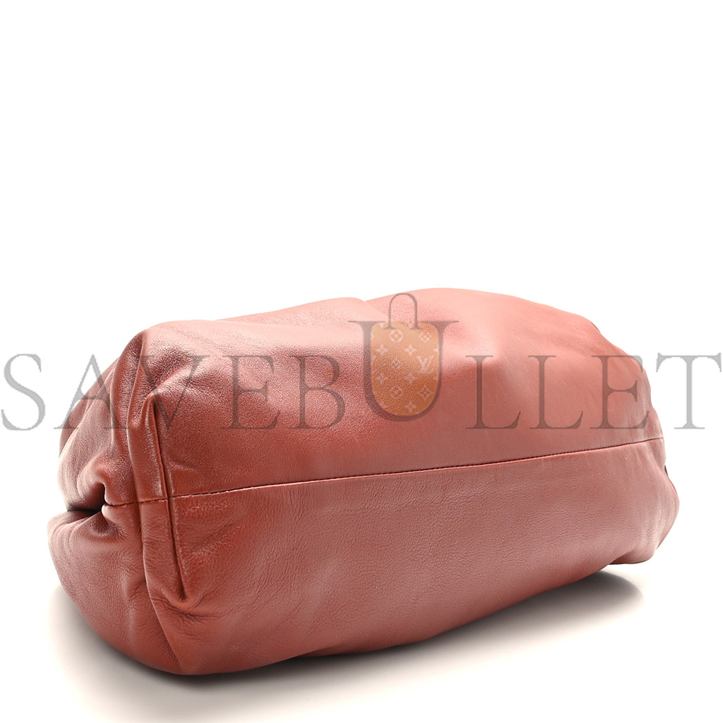 bo*te*ga Ve*ne*ta smooth butter calf the pouch oversized clutch rust  (38*18*9cm)