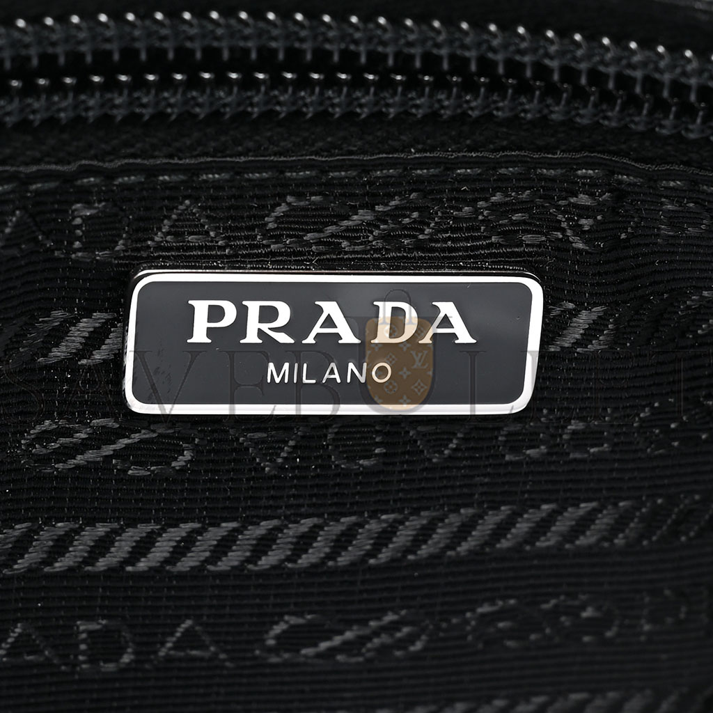 Pra*a tessuto nylon saffiano wristlet black (20*11*10cm)