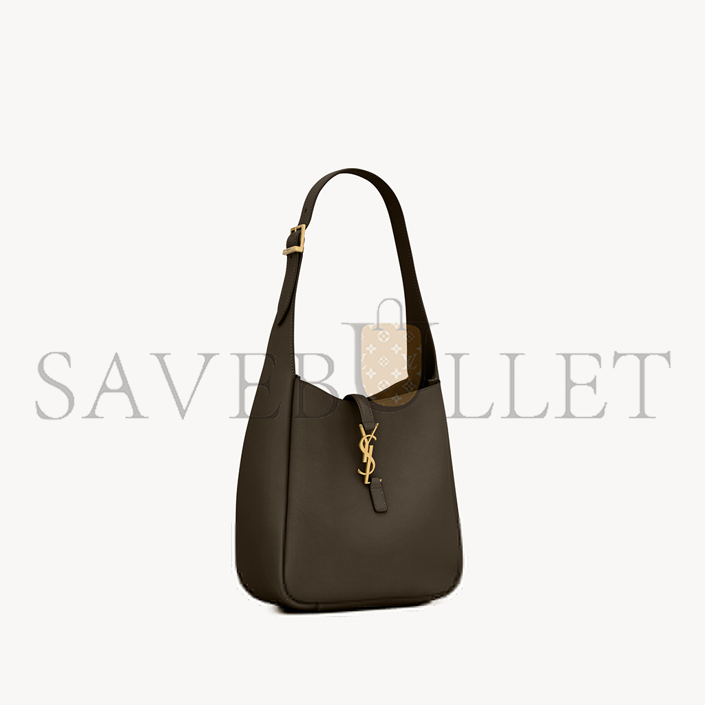 YSL LE 5 À 7 SUPPLE SMALL IN GRAINED LEATHER 713938AAAUQ3212 (23*22*8cm)