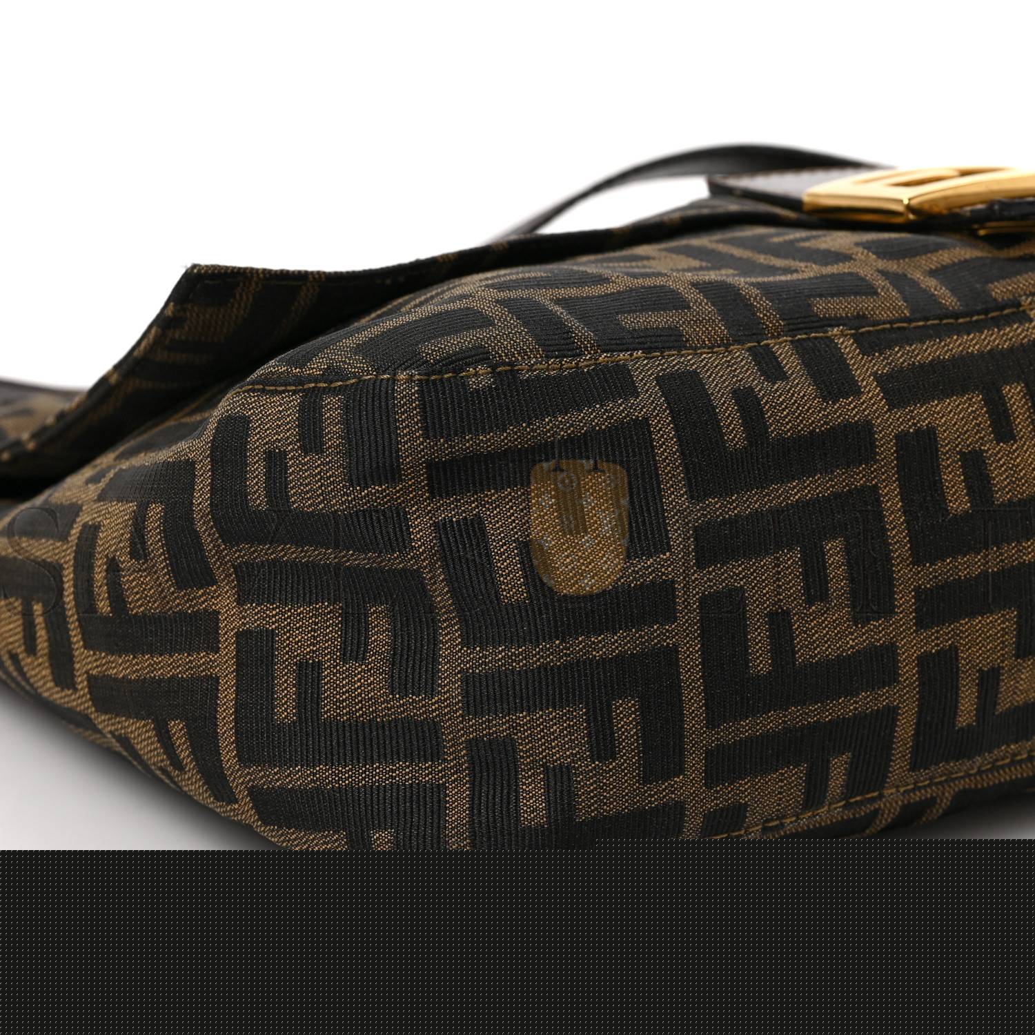 F**di zucca baguette shoulder bag tobacco (29*20*11cm)