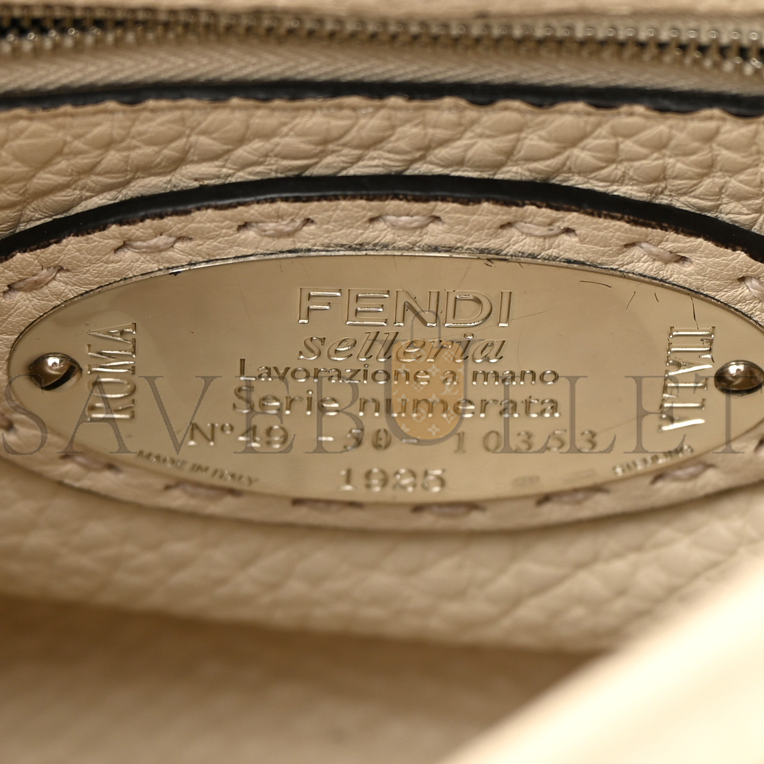 F**di cuoio romano selleria mini peekaboo iconic satchel latte (23*17*12cm)
