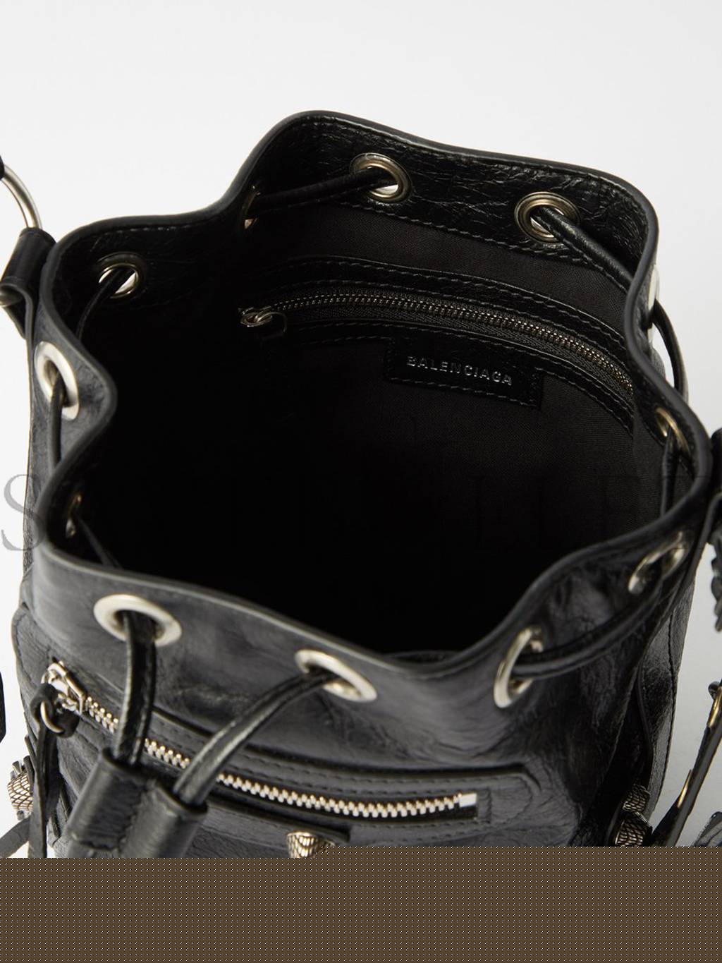 Ba*len*cia*ga black le cagole xs crinkled-leather bucket bag matchesfashion us (22*20*15cm)