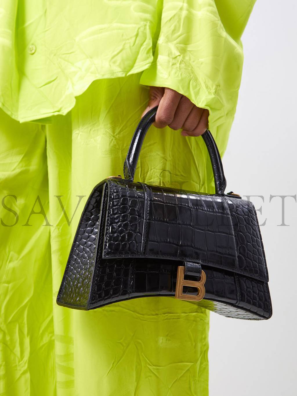 Ba*len*cia*ga black hourglass s crocodile-effect leather bag  matchesfashion us (22.8*15.2*9cm)