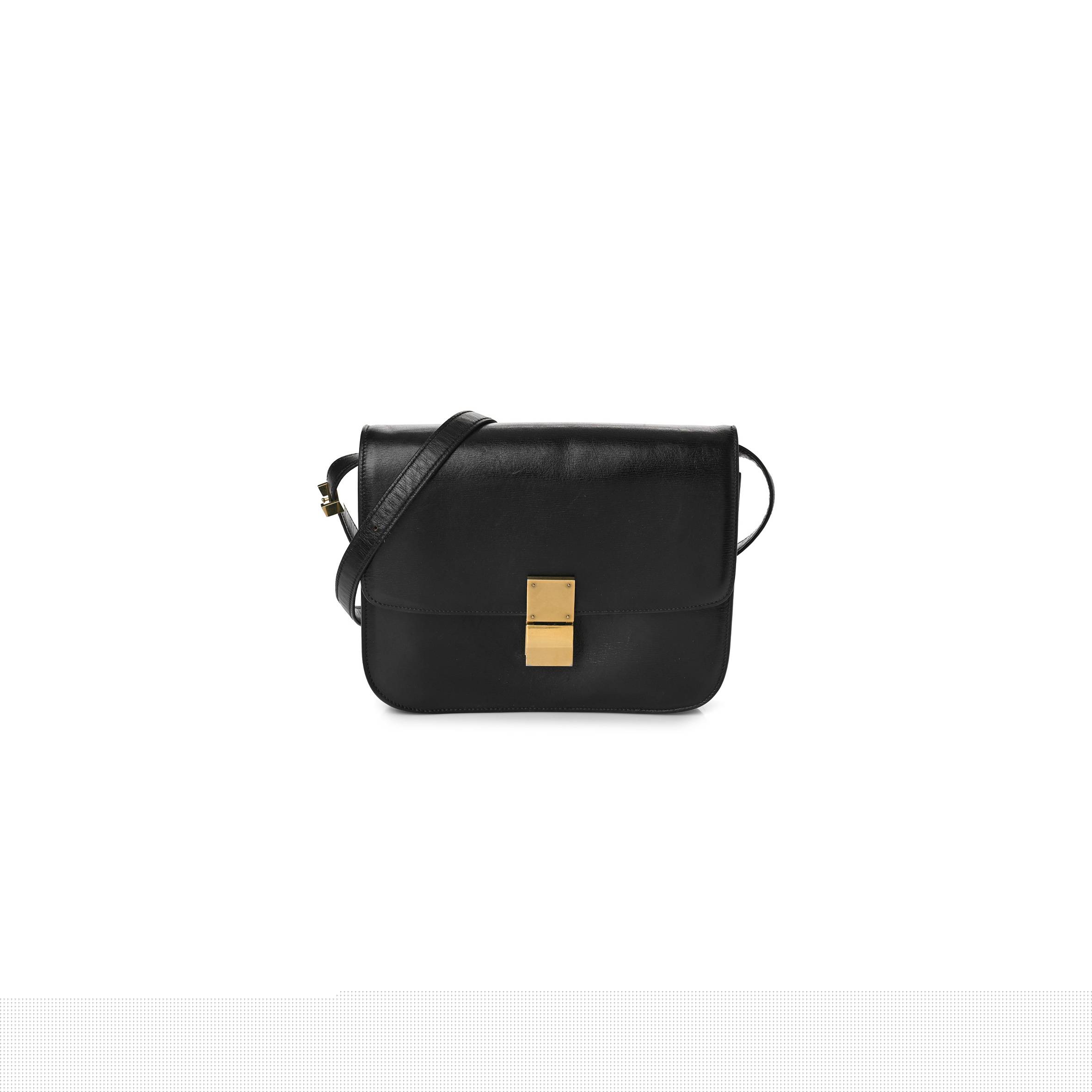 Ce**e box calfskin medium classic box flap bag black (23*18*7cm)