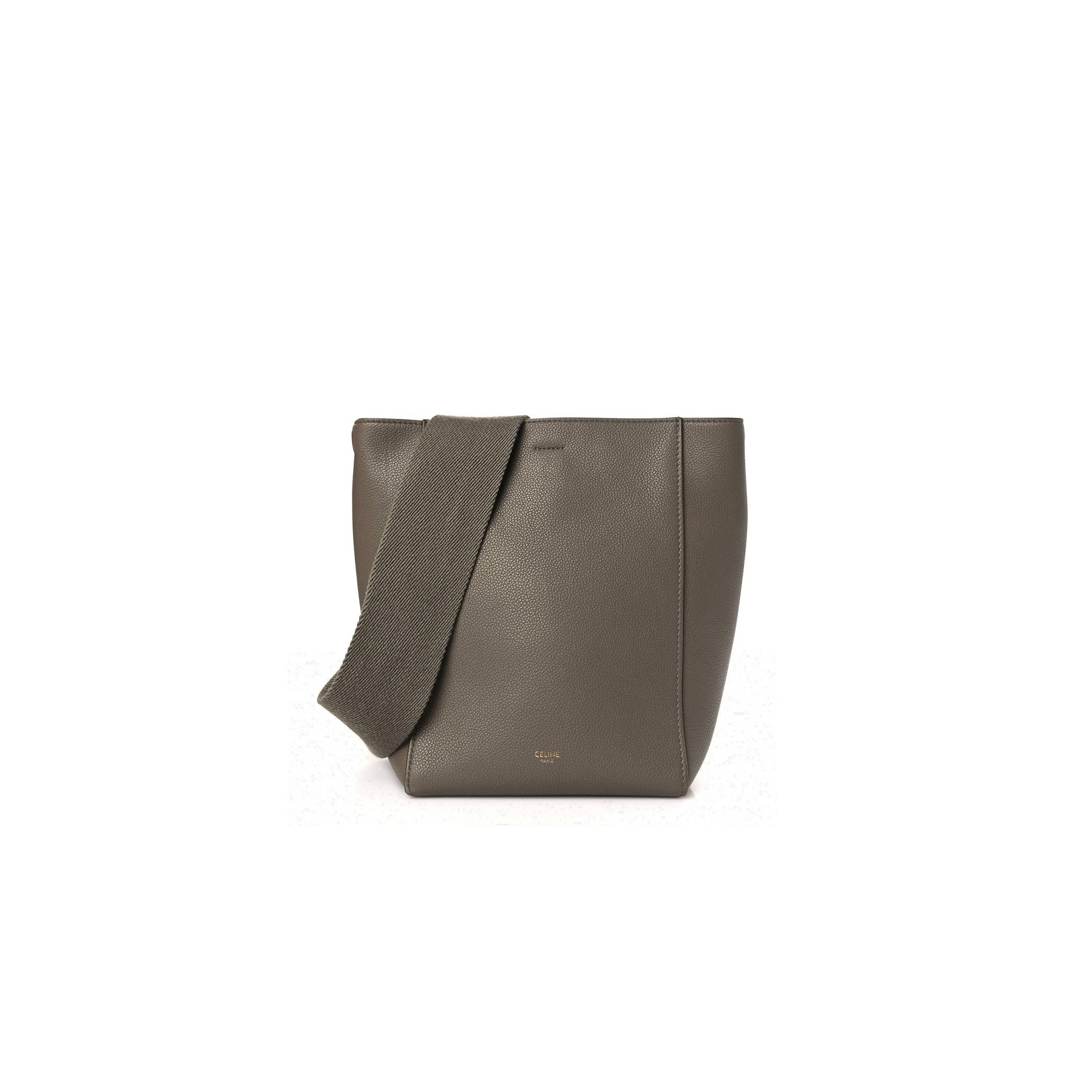 Ce**e soft grained calfskin small sangle bucket bag taupe (25*18*12cm)