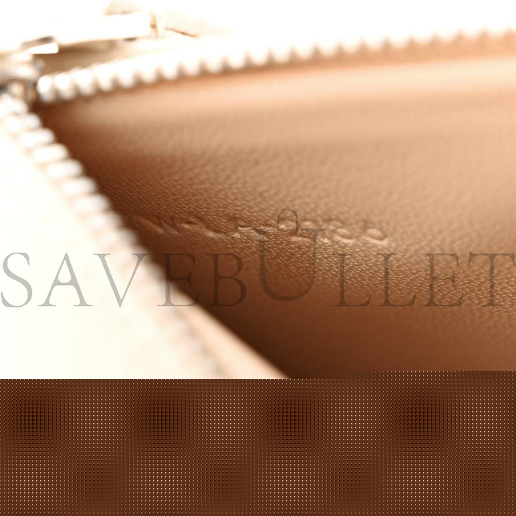 Ce**e grained calfskin medium trotteur light taupe (34*32*25cm)