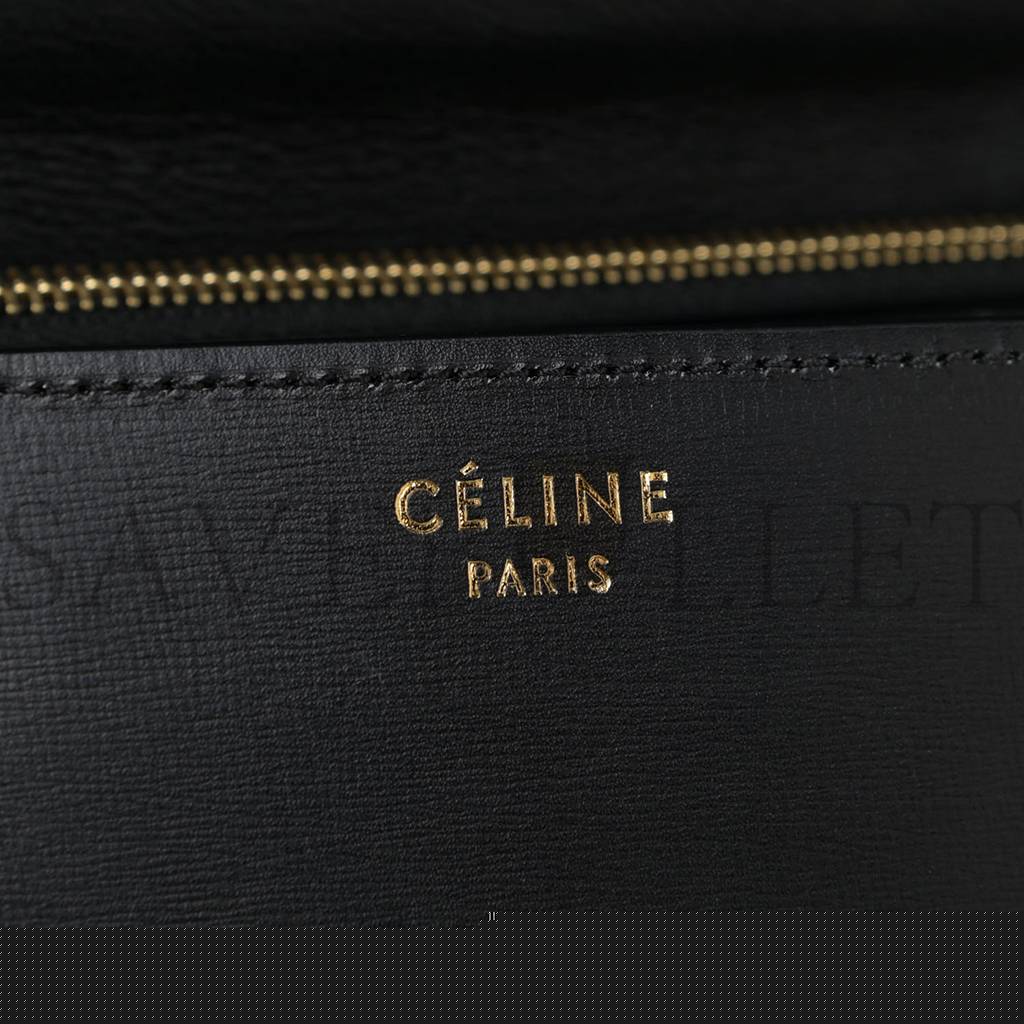 Ce**e box calfskin medium classic box flap bag black (23*18*7cm)
