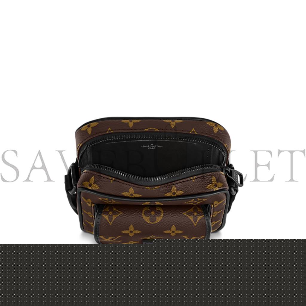 l**is V*t*n christopher wearable wallet m69404 (15*17*8cm)