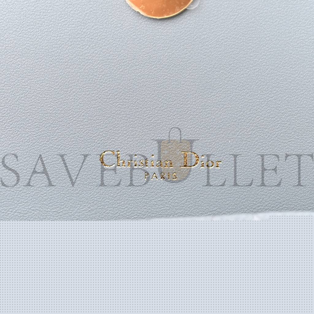 D*or supple calfskin caro pouch with chain cloud (20*11*3.2cm)