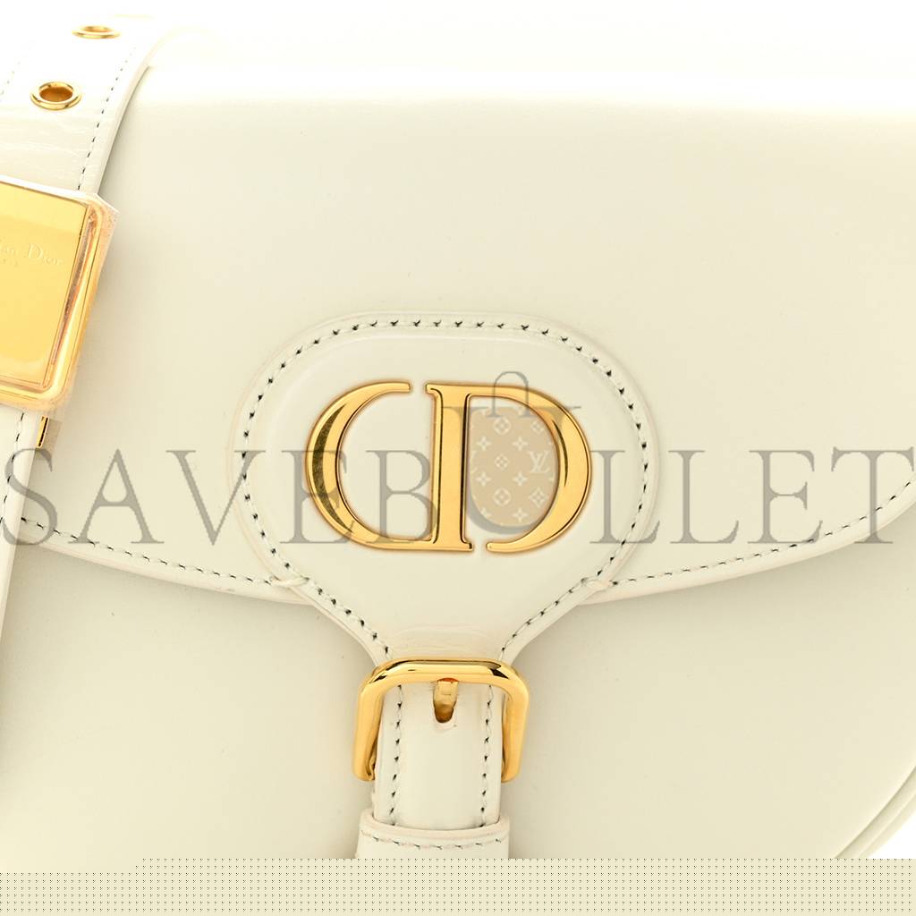 D*or box calfskin small bobby bag white (19*15*5.1cm)