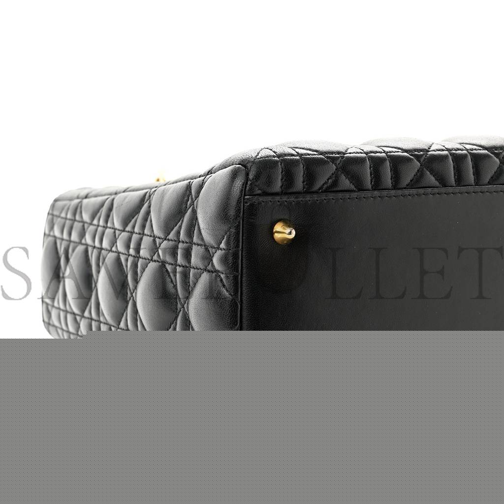 D*or lambskin cannage medium lady D*or black (24*20*12.7cm)