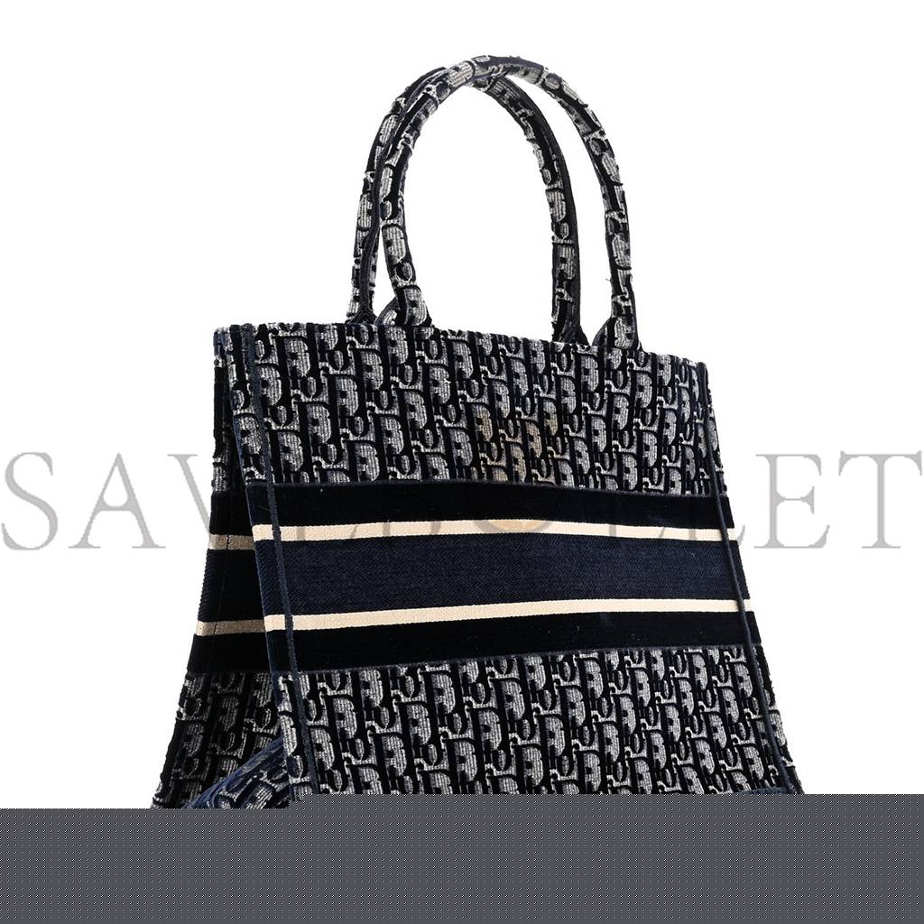 D*or oblique velvet medium book tote blue multicolor (36*27*16.5cm)