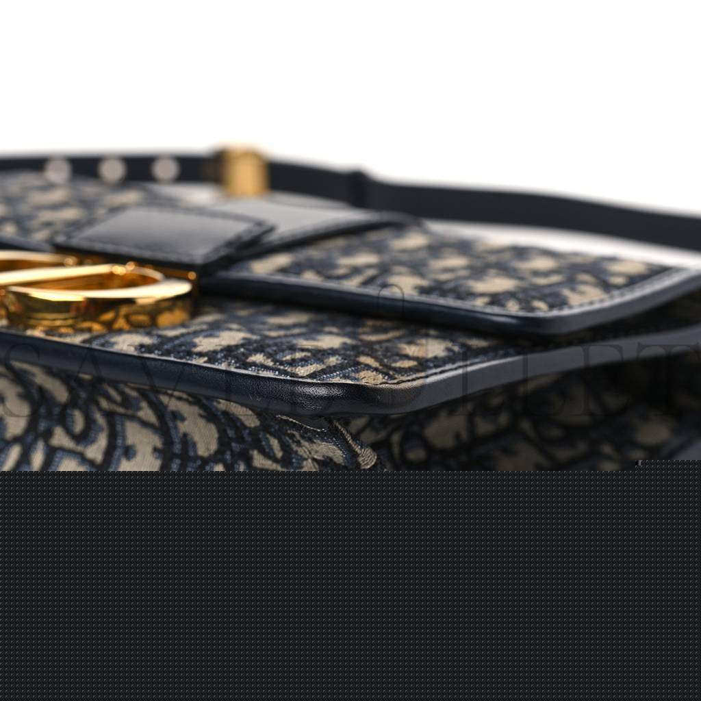 D*or oblique 30 montaigne flap bag blue (24*17*7.6cm)