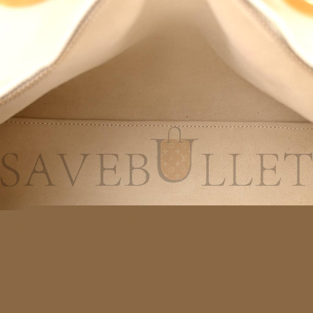 D*or lambskin cannage studded large supple lady D*or white (30*25*11.4cm)
