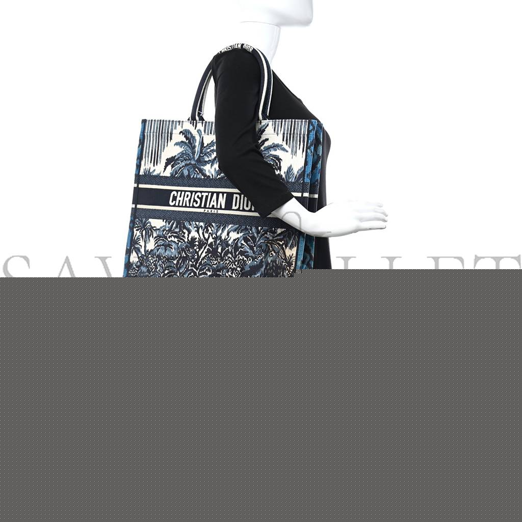 D*or canvas embroidered large palm tree toile de jouy book tote blue multicolor (42*35*17.1cm)