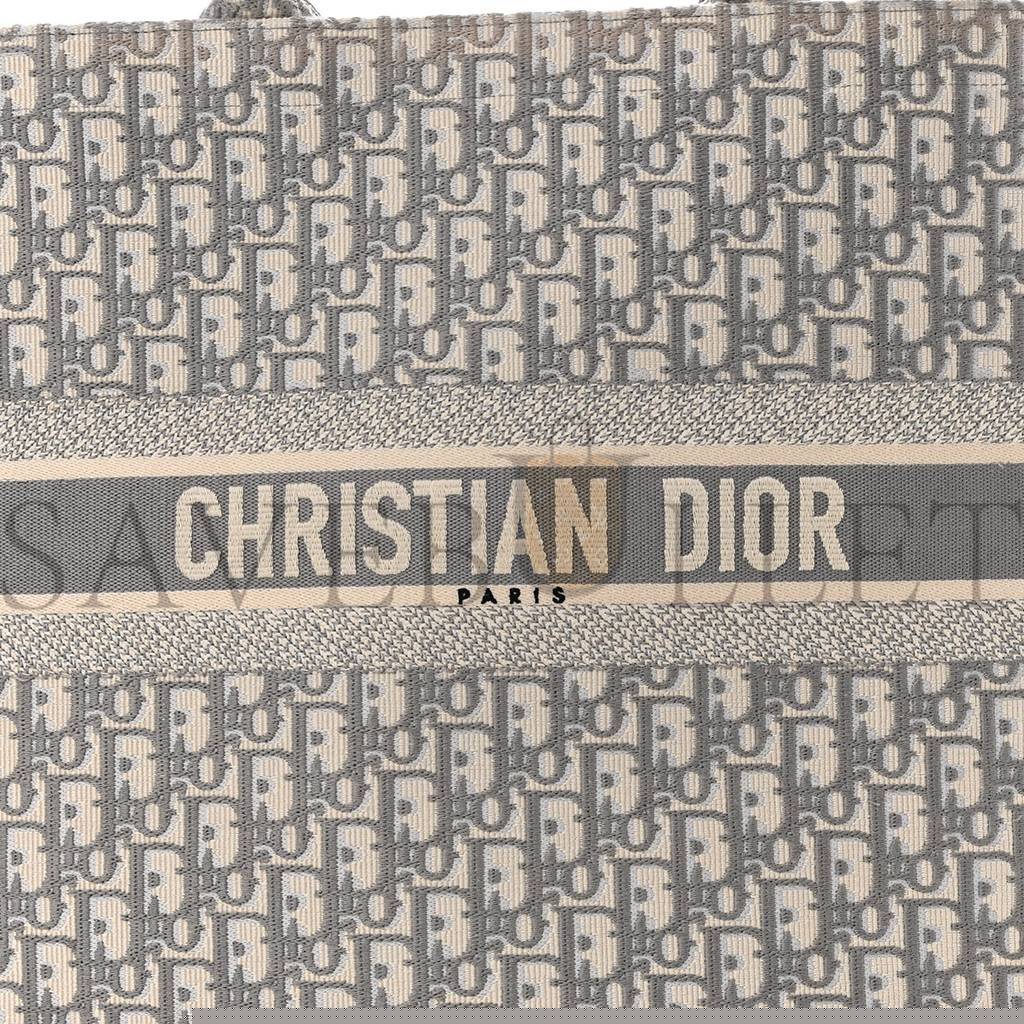 D*or oblique large book tote grey (42*35*16.5cm)