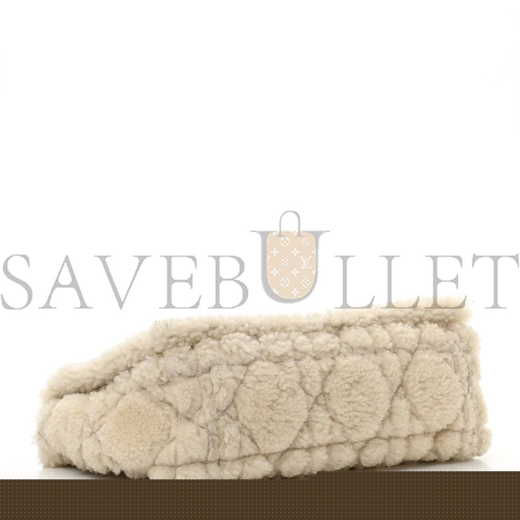 D*or shearling cannage medium caro bag natural (28*17*9.5cm)