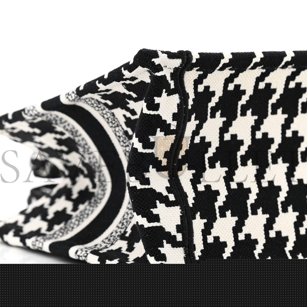 D*or canvas houndstooth embroidered small book tote black white (27*22*11.4cm)