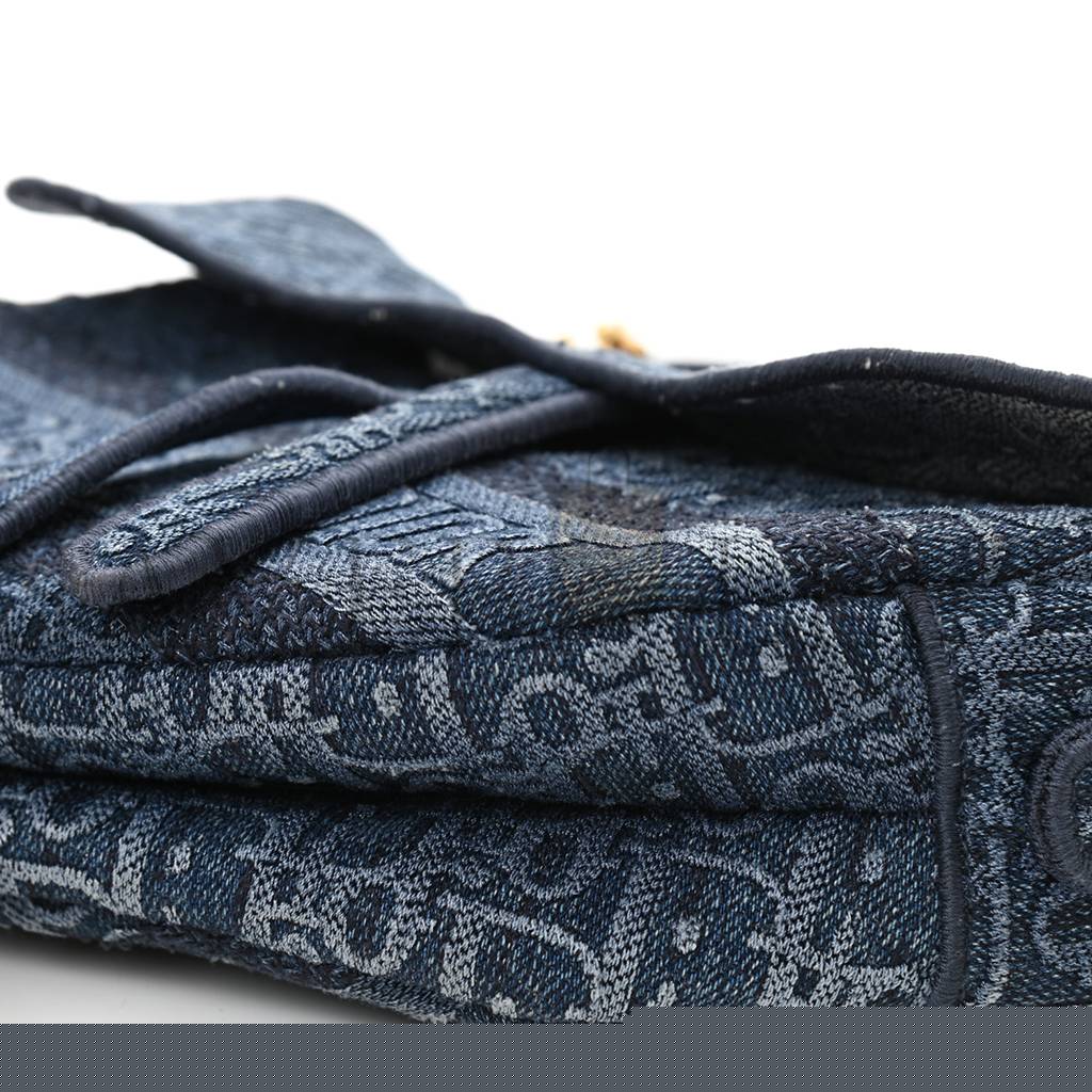 D*or oblique embroidered saddle bag denim blue (25*22*5.7cm)
