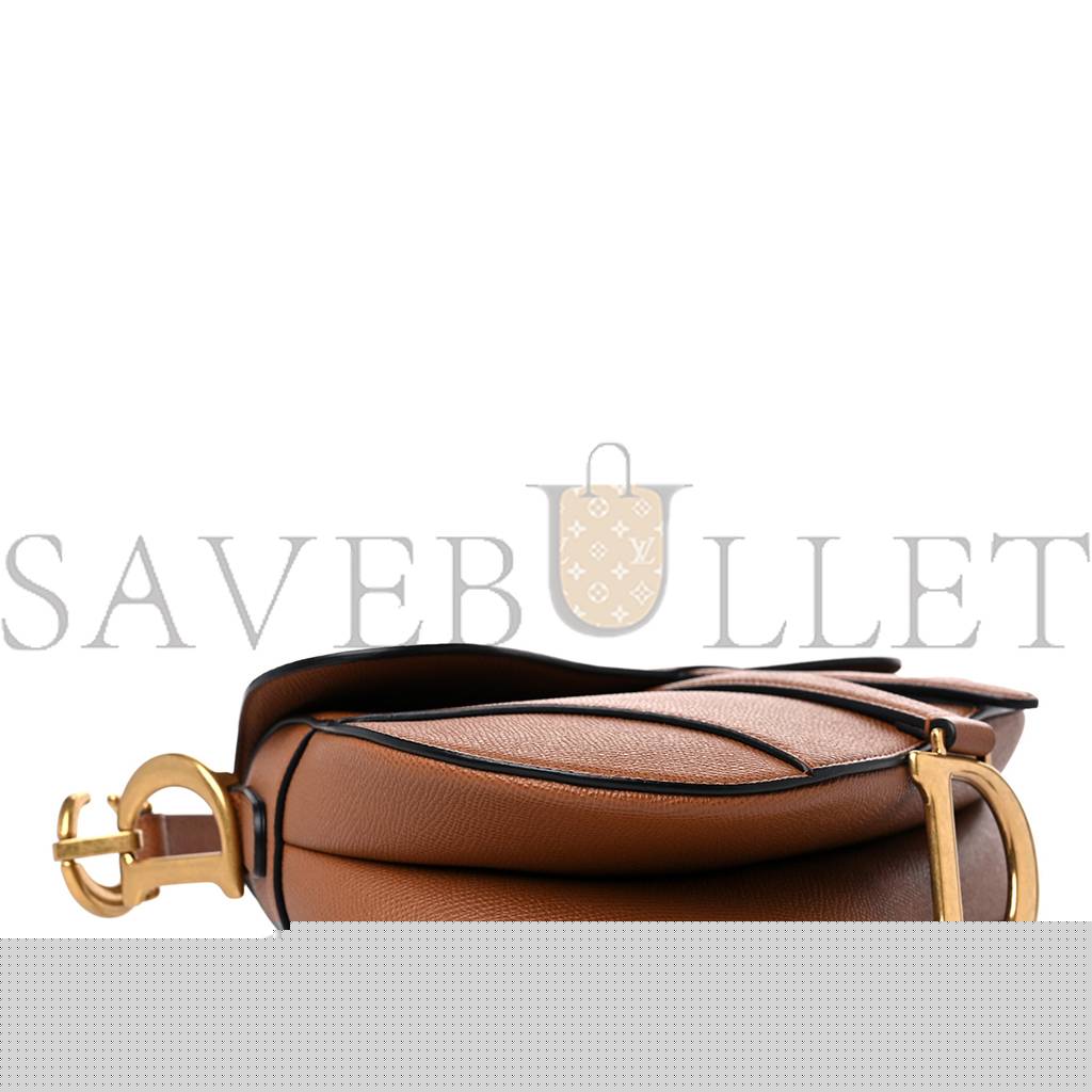 D*or grained calfskin saddle bag camello (24*20*6.4cm)