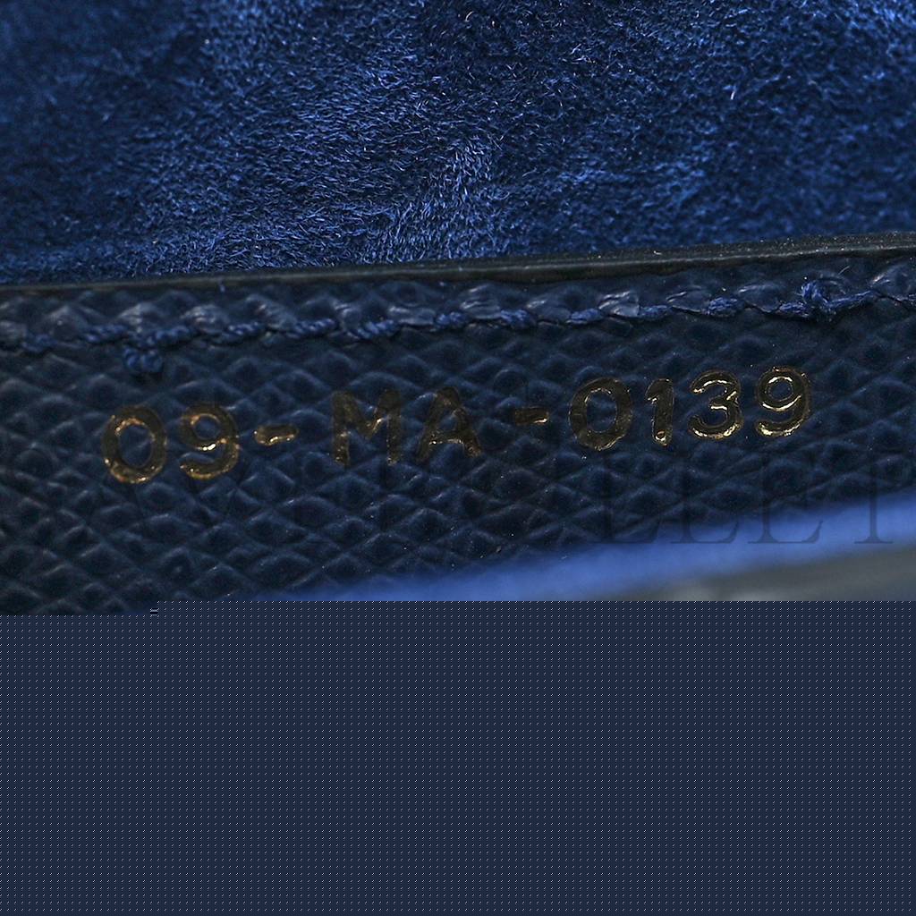 D*or grained calfskin saddle bag navy (23*20*6.4cm)