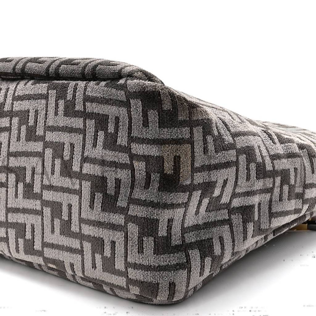 F**di chenille vitello seta plexiglass ff F**di o&#x27;lock zipper anthracite asfalto (34*23*13cm)