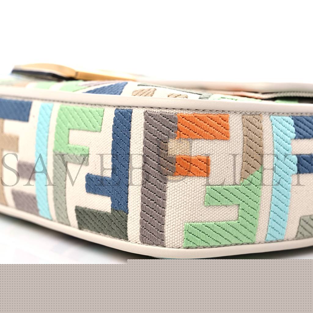 F**di kuban canvas vitello king ff embroidered baguette latte multicolor (27*13*6cm)